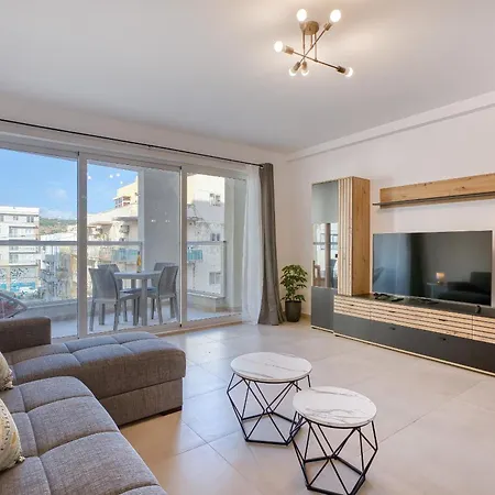 아파트 Bright & Luxury With 2 Balconies Jvel1-1 세인트폴스베이