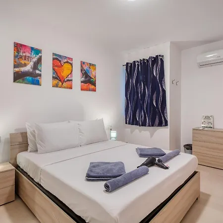 아파트 Bright & Luxury With 2 Balconies Jvel1-1 세인트폴스베이