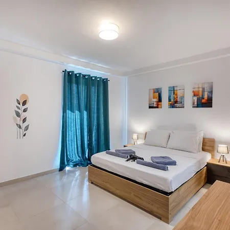 Bright & Luxury With 2 Balconies Jvel1-1 *